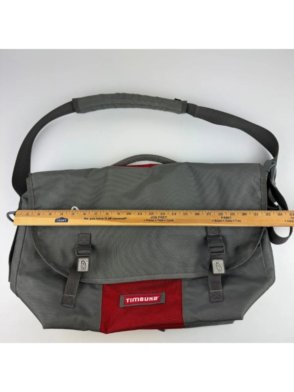 Timbuk2 Classic Messenger Bag Large Laptop Work Commuter Water Resistant Gray